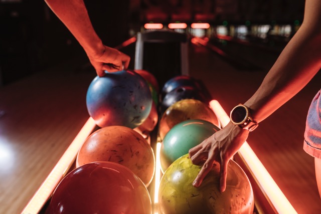 Why Bowling Makes for the Perfect Date Night